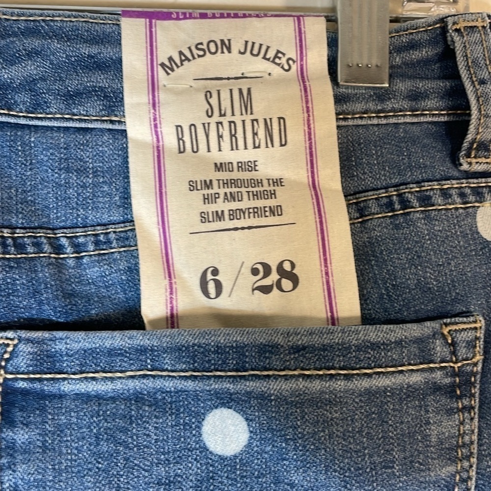 Maison Jules Slim Boyfriend Mid Rise Polkadot Jeans. 6/28. NWT. - Picture 11 of 13